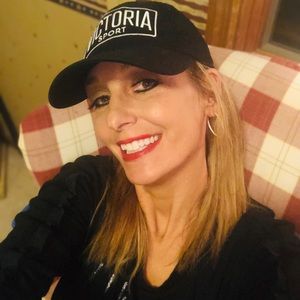 Meet your Posher, Sherry